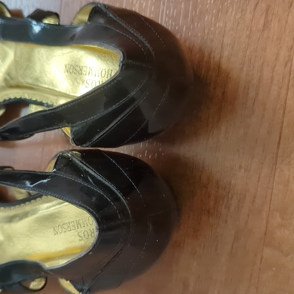 Ros Hommerson open toe patent flats 8W wide - Picture 2 of 3